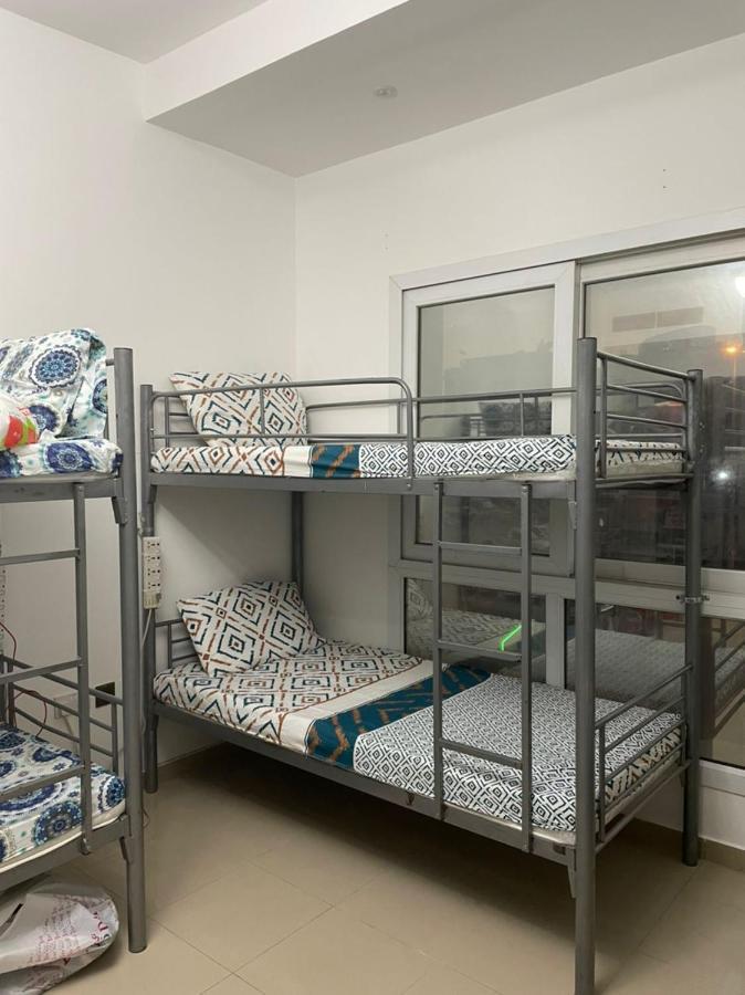 Brand New Boys Hostel 5 Min Walk From Burjuman Metro Station Exit-4 With All Brand New Furnishings & Free Facilities Dubai Eksteriør bilde